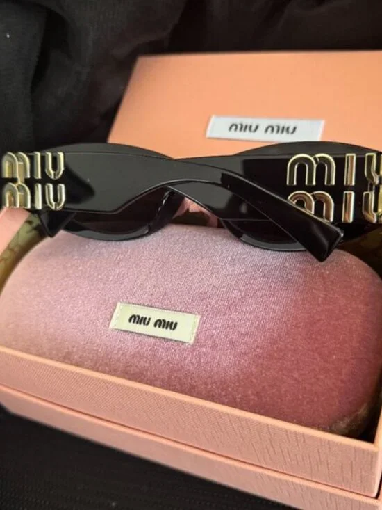 Viral Miu Miu Black Cat-Eye Sunglasses - Picture 6 of 11